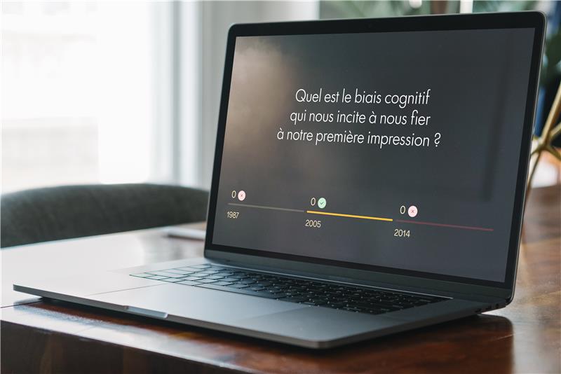 mockup du Ciné Quiz diversité avec une question sur les biais en entreprise